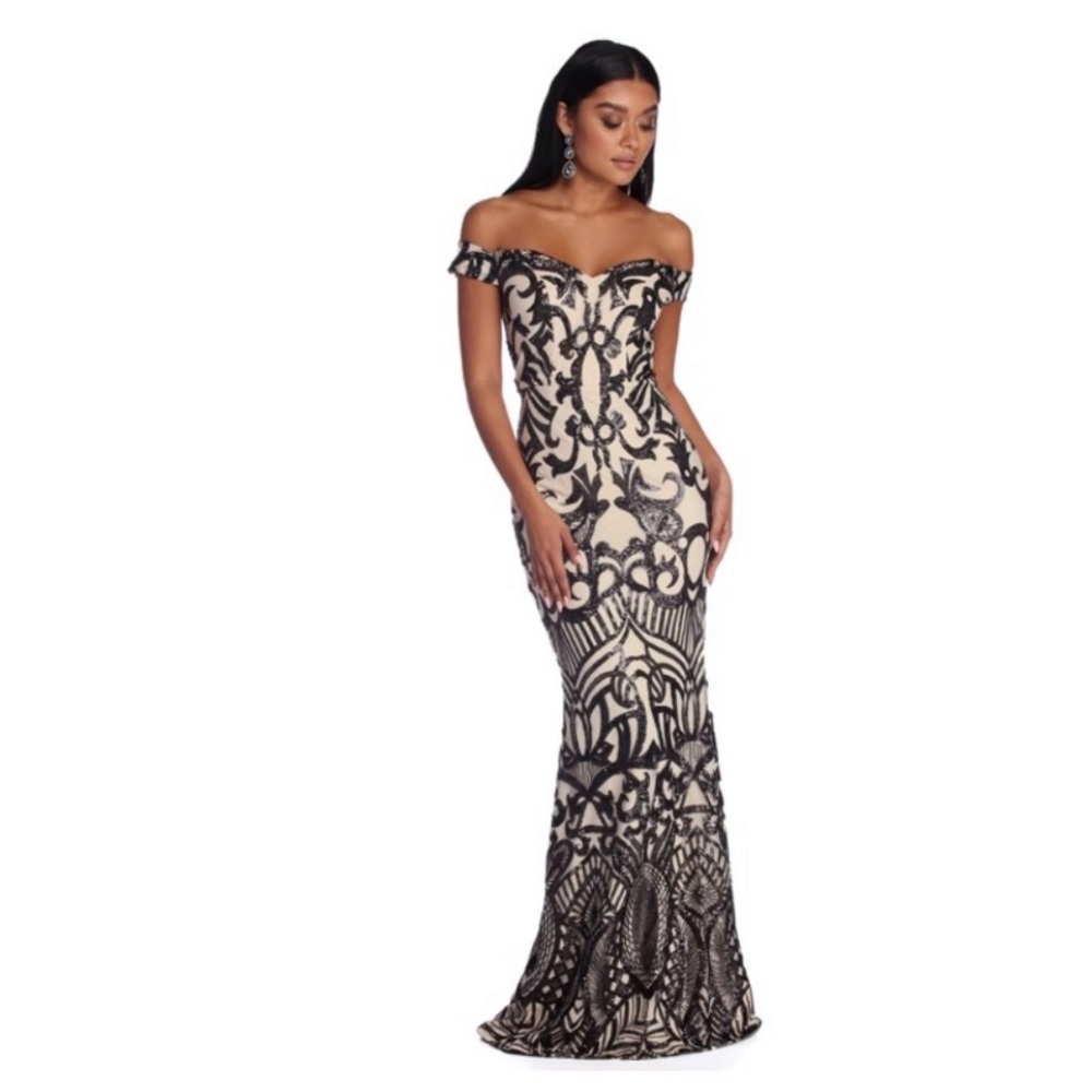 ✨WINDSOR✨ Sequin Formal Dress